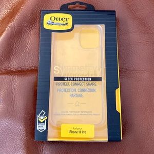 NWOT OtterBox Apple iPhone 11 Pro Symmetry Case - Clear